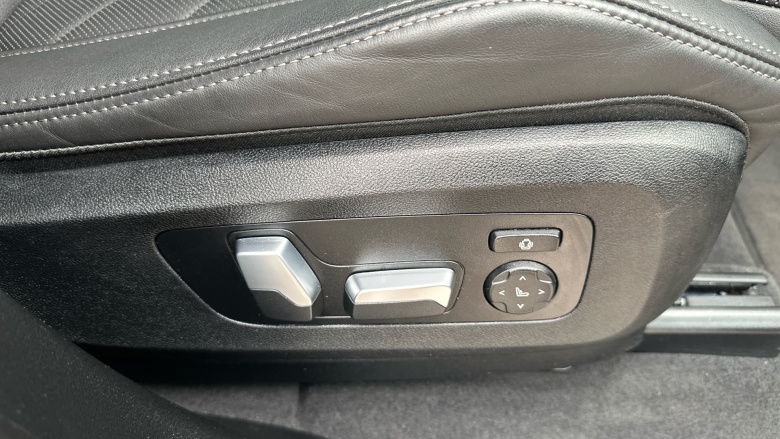 BMW X5 xDrive30d MHT xLine 5dr Auto Diesel Estate